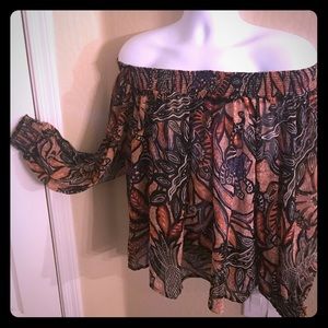 NWT H&M Off-the-Shoulder Blouse